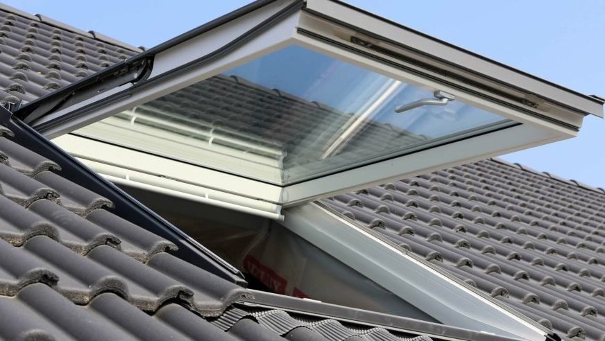 Choosing The Right Skylight For Your Calgary Roof