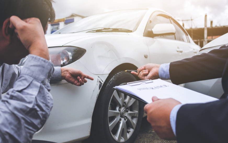 Navigating Insurance Claims: How a Car Accident Lawyer Can Help You